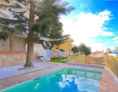 Villa Cerca De La Playa,piscina Privada,bbq